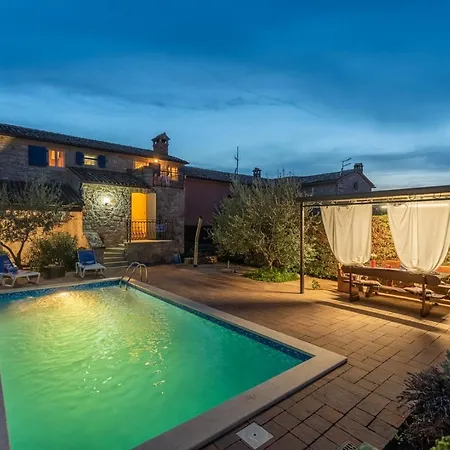 Guest house Stone House Meri With Shared Pool