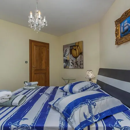 Stone House Meri With Shared Pool 4*