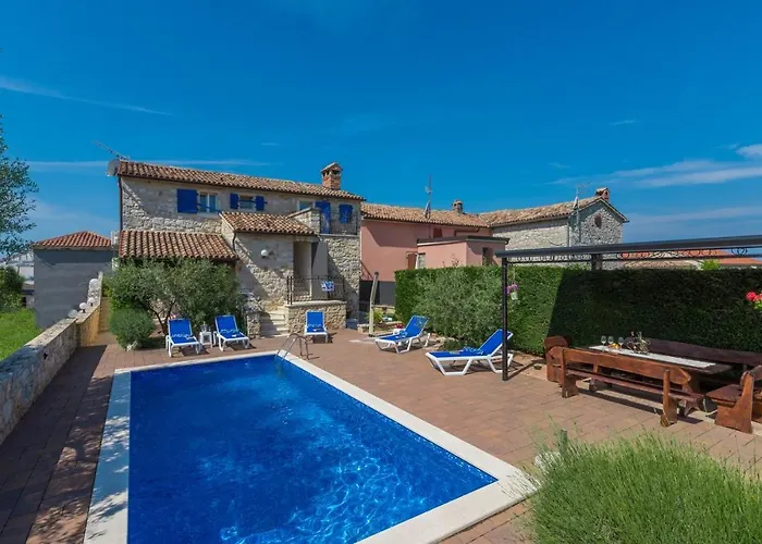 Stone House Meri With Shared Pool 4*